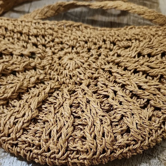 Handmade Woven Tan Crossbody Bag - Picture 2 of 9